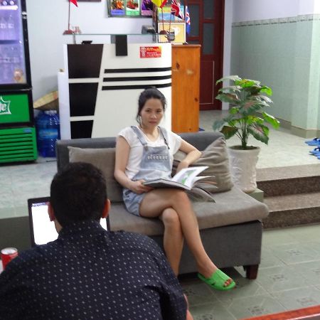 Language Exchange Hostel 2 Хошимин Экстерьер фото