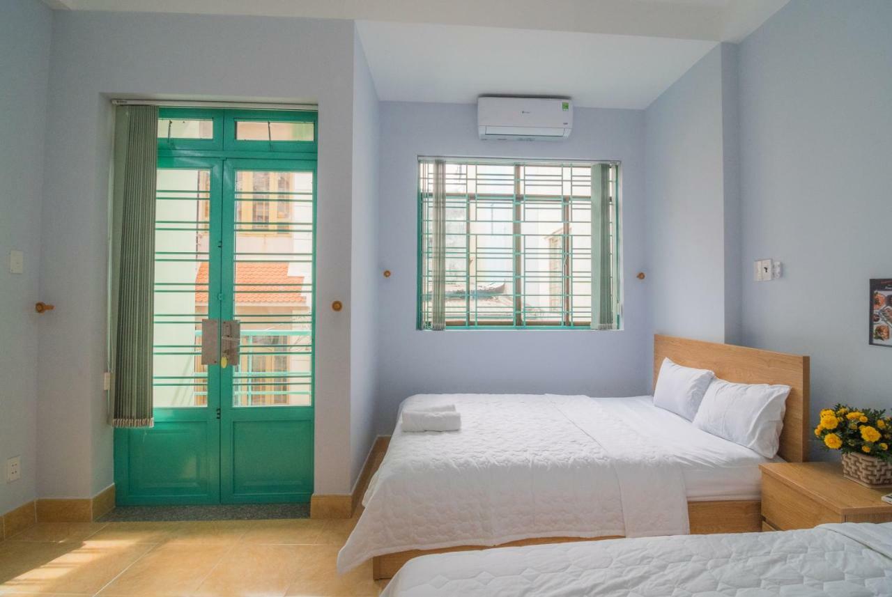Language Exchange Hostel 2 Хошимин Экстерьер фото
